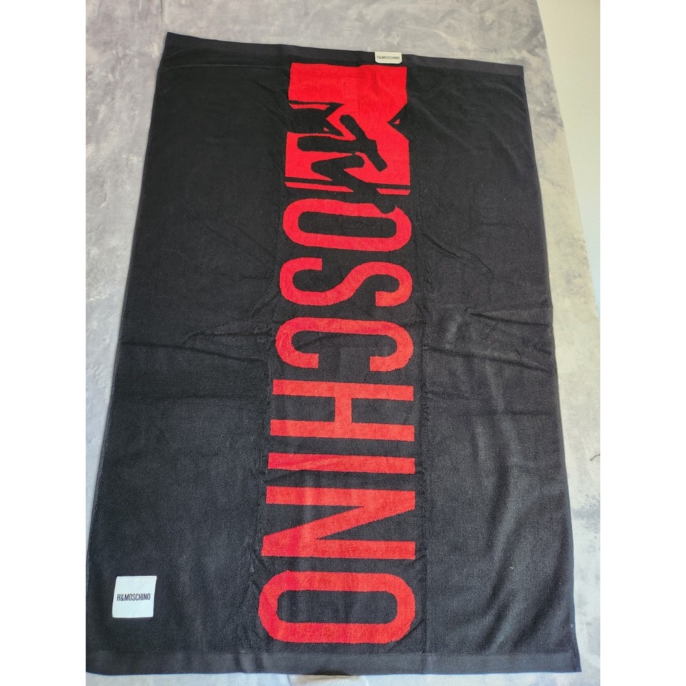 New H&M Moschino Bath Towel Serviette Black Red 36x55 In New With Tags MTV